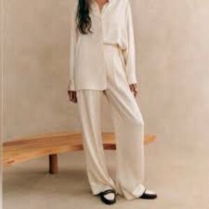 NWT SEZANE size 40 US 8 Georgio Flowy Trousers Pants Vanilla Viscose Satin